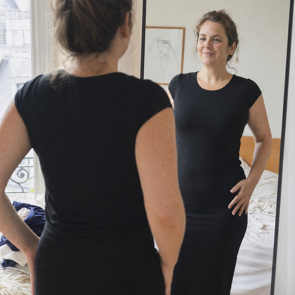 Avant après : la silhouette sous une robe, sans et avec le body